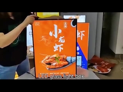 Avete mai visto una scatola di luce con uno spessore così sottile, così leggera e luminosa?