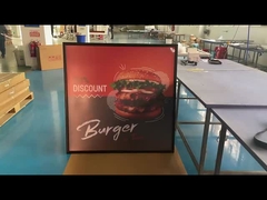 Una scatola di luce a led ultra-sottile.